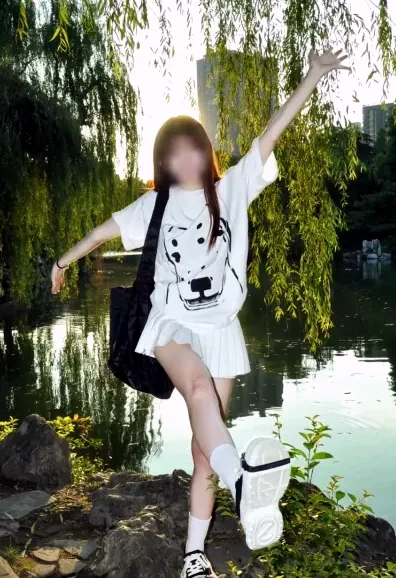 Alena, 34