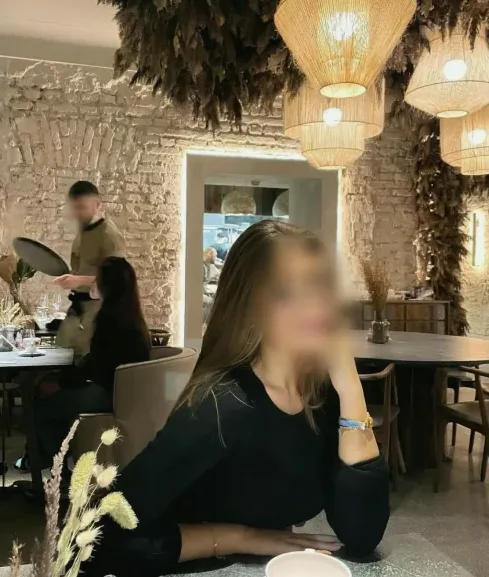 Malin, 25