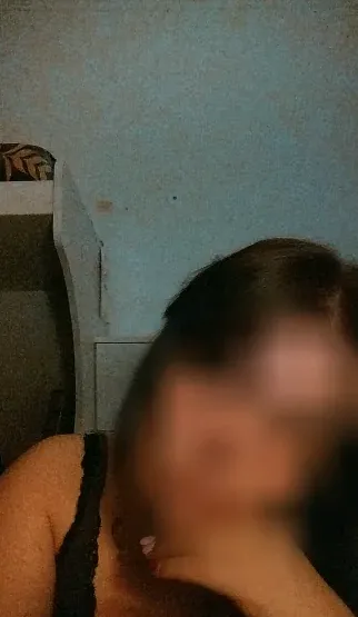 Mia, 29