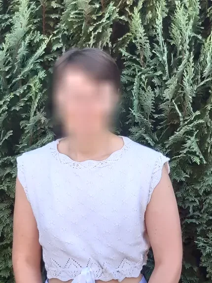 Paula, 27